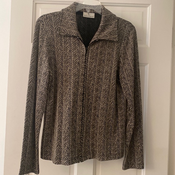 TTC- The travel collection Jackets & Blazers - TTC- The Travel Collection front zip jacket